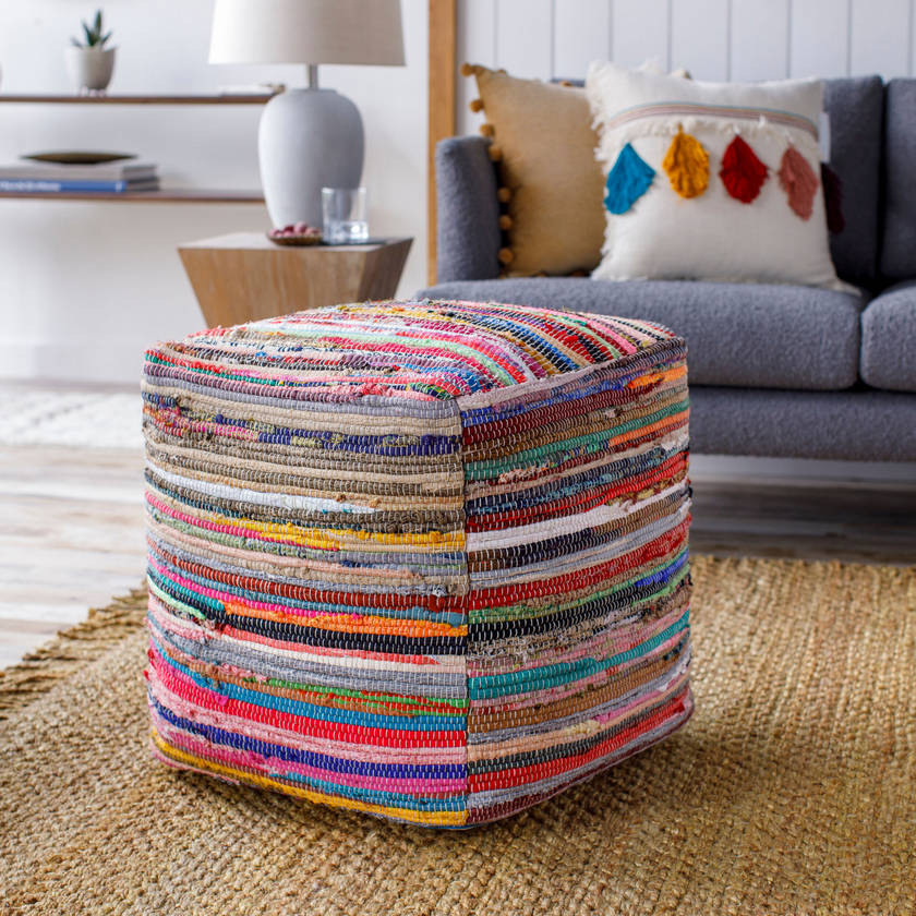 Krummnubbaum Bright Red Pouf