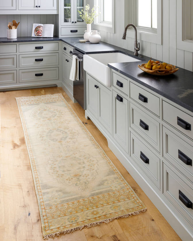 Hindman Bohemian/Global Apricot/Light Beige Area Rug