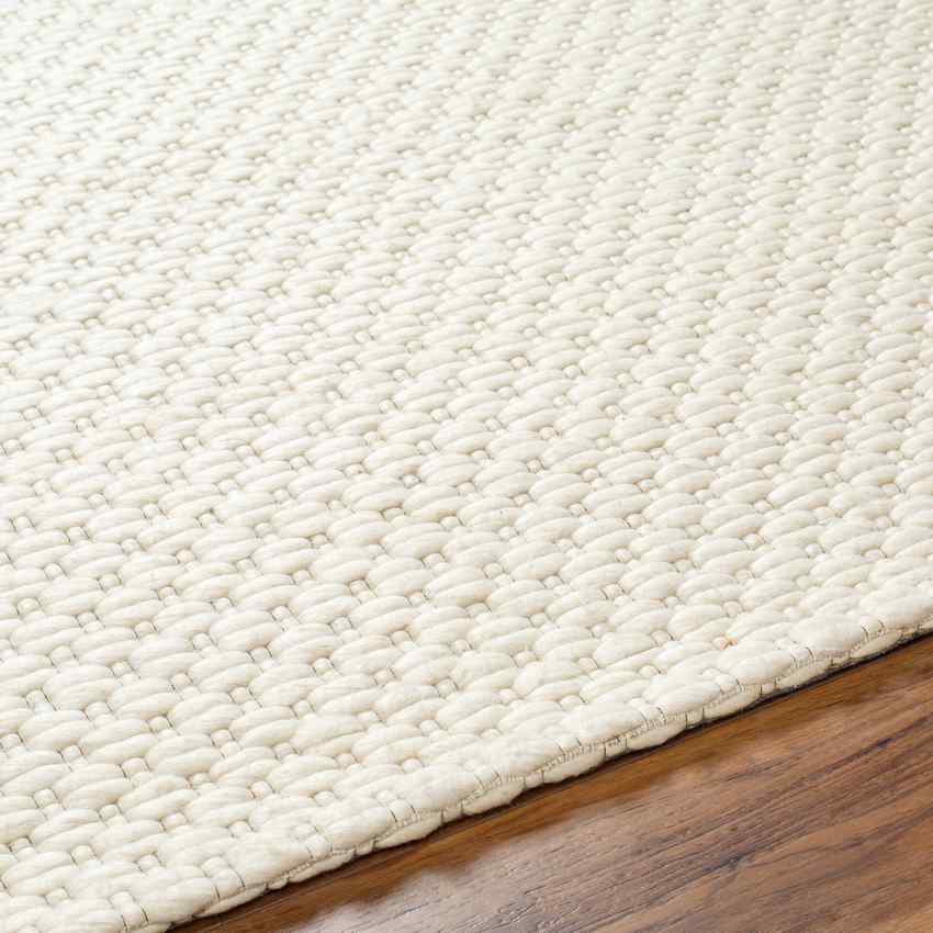 Antiono Cottage Ivory/Light Beige Area Rug