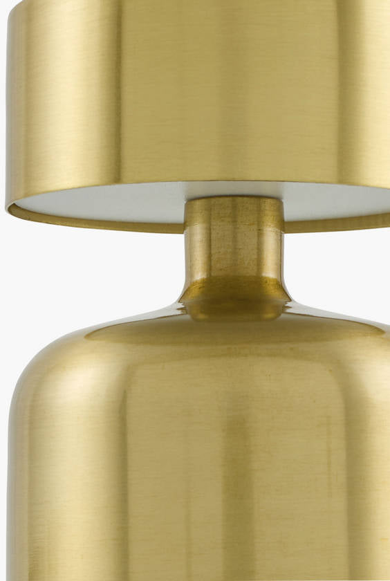 Lindzey Traditional Metallic - Brass Table Lamp
