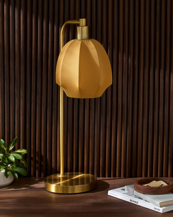 Chitara Modern Metallic - Gold Table Lamp