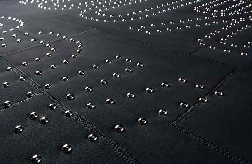 Menifee Modern Black/Metalic/Silver Area Rug