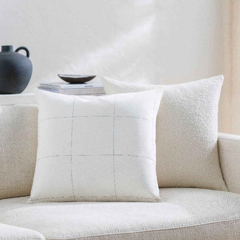 Riccardo Off-White Pillow Cover