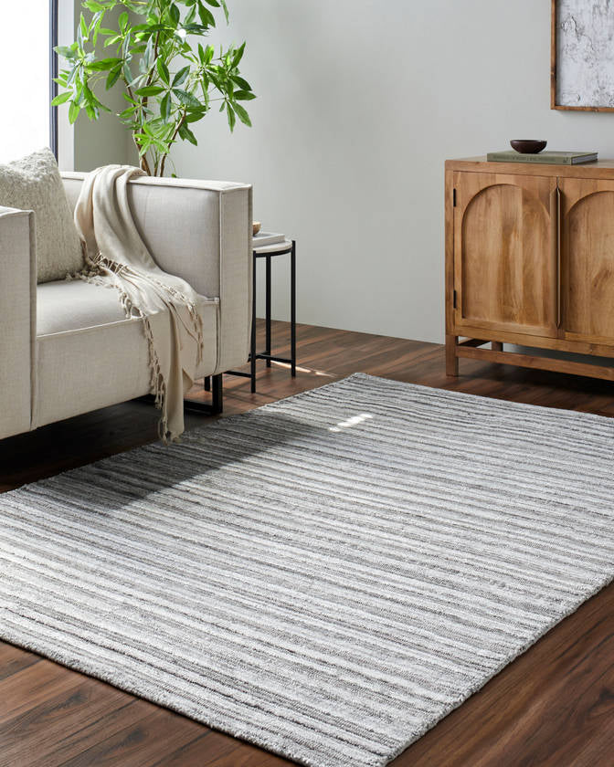Jacquise Cottage Silver Area Rug