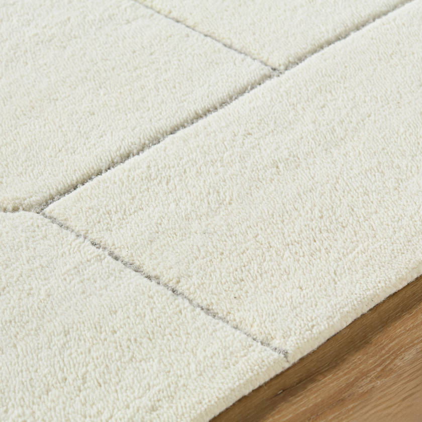 Hailie Global Ivory Area Rug