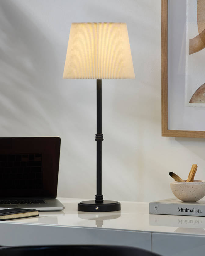 Jeorge Modern Black Table Lamp