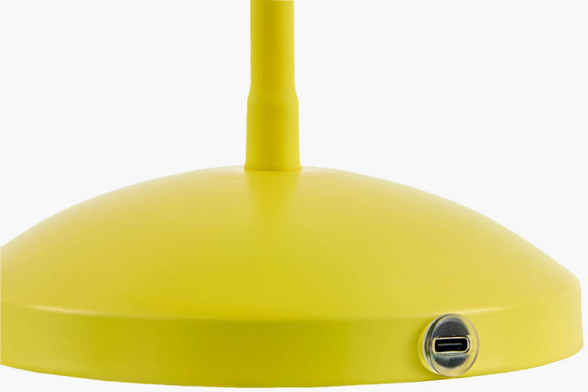 Shaquela Modern Yellow/White Table Lamp