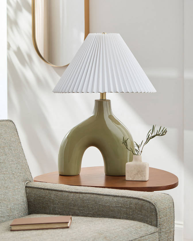 Creig Traditional Green Table Lamp