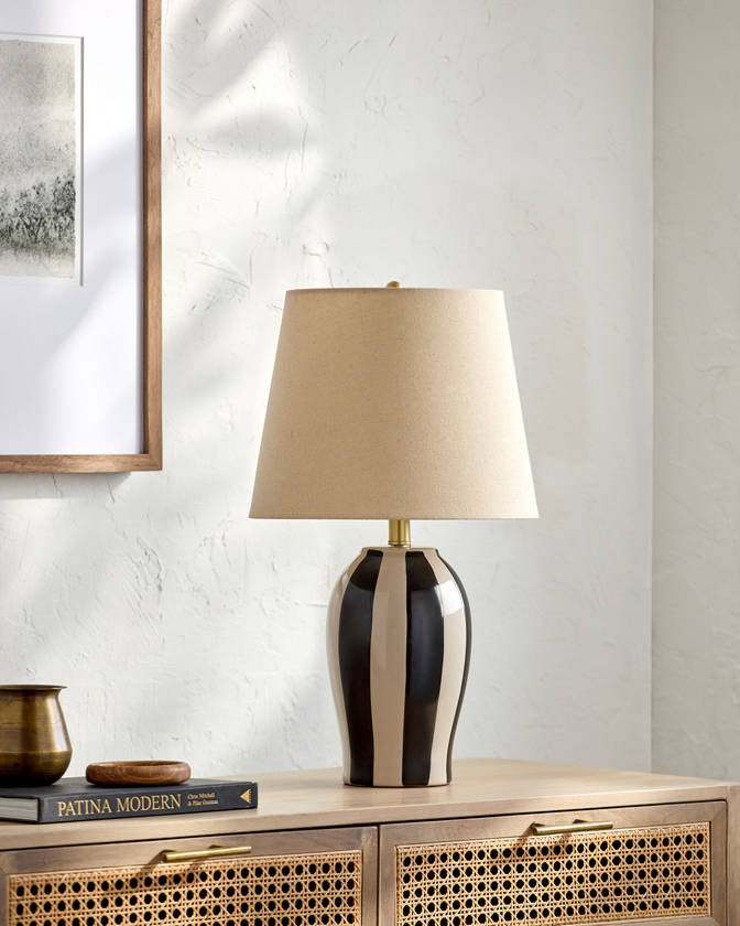 Deanndra Modern Black Table Lamp