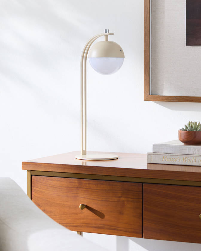 Landan Traditional Cream Table Lamp