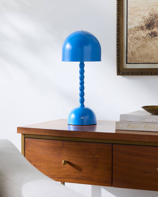 Francheska Traditional Blue Table Lamp