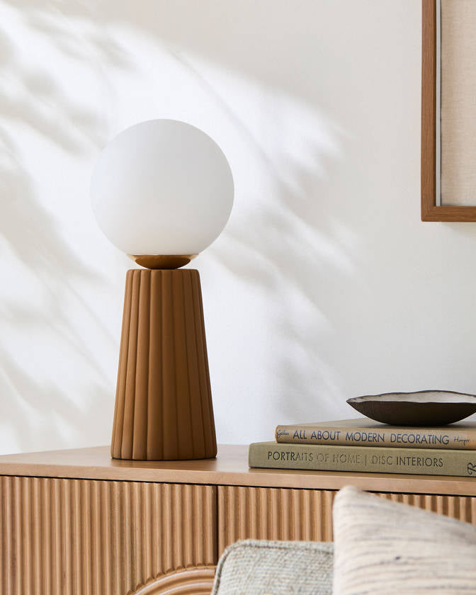 Kadie Traditional Terracotta Table Lamp