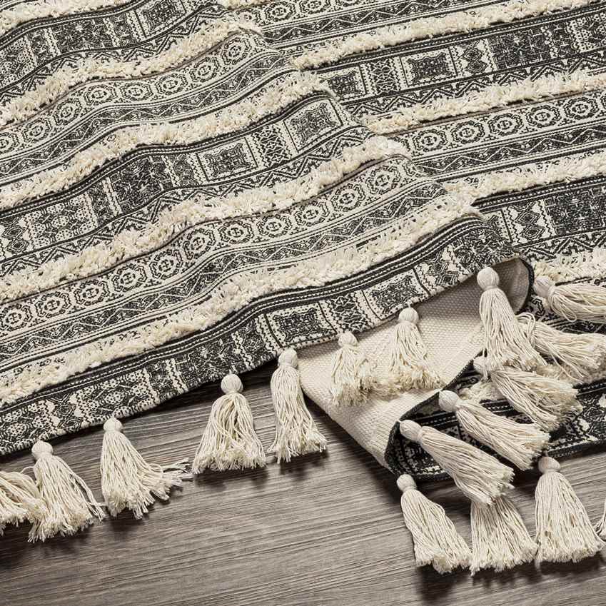 Calfven Global Cream Area Rug
