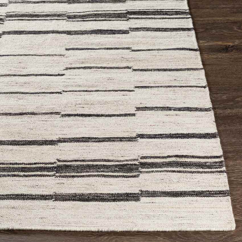 Goldhoorn Global Cream/Charcoal Area Rug