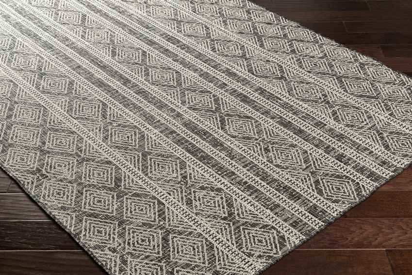 Christophr Global Black/Cream Area Rug